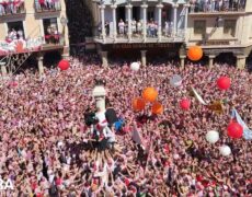 Descubre la mejor fiesta en la Plaza Carlos Castel de Teruel: ¡un evento que no puedes perderte!